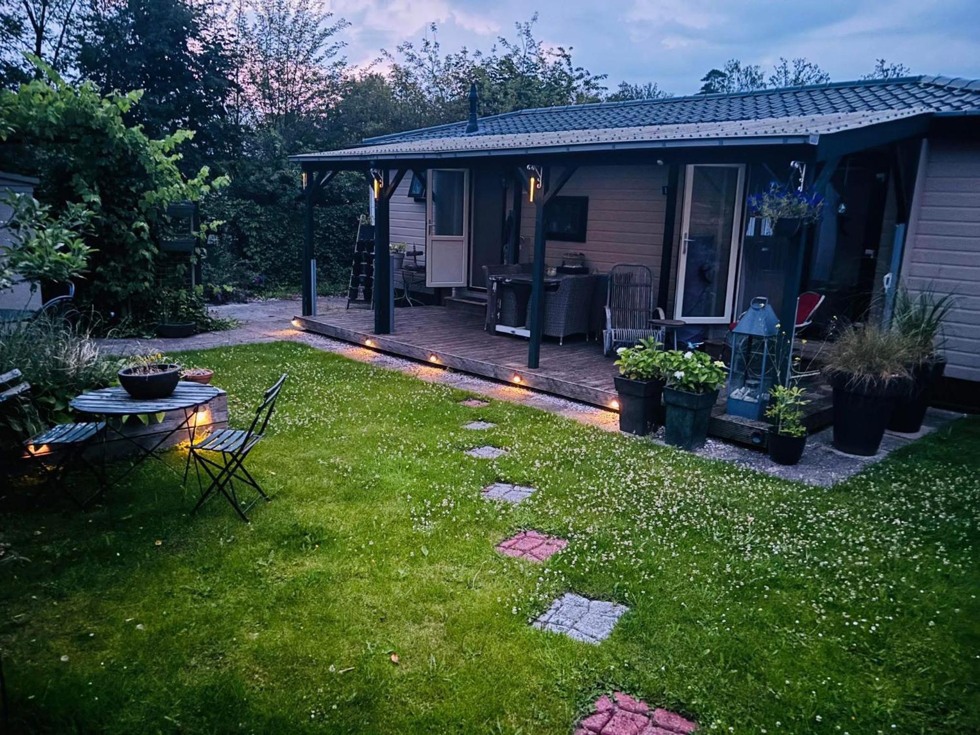 Comfortabel Chalet In Nationaal Park Wateren Exterior photo